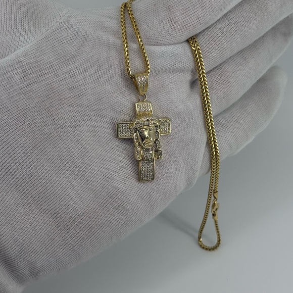 925 Sterling Silver Gold Plated Jesus Piece Cross Pendant Iced CZ 12g Charm - Picture 5 of 9